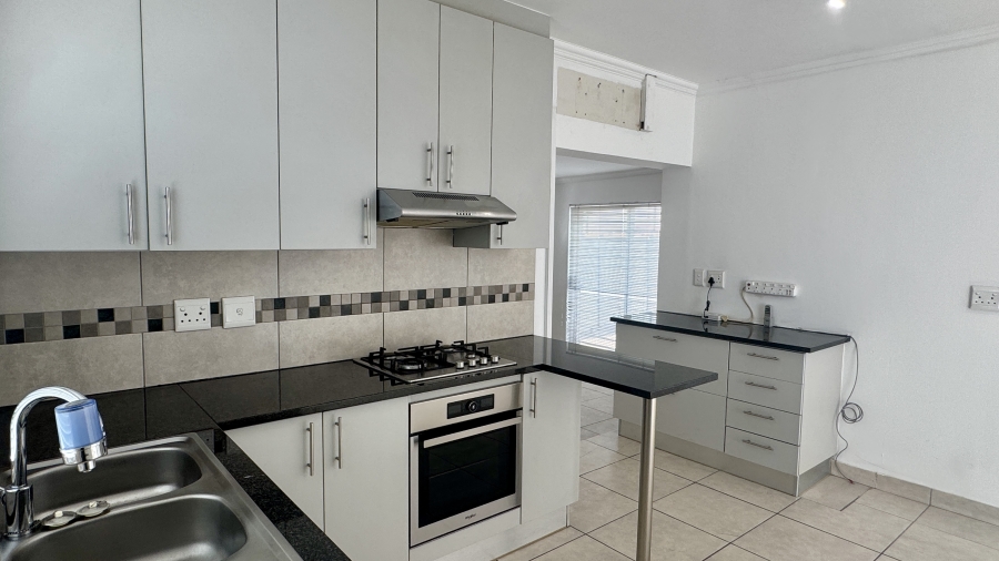 To Let 2 Bedroom Property for Rent in Wellington Central Western Cape